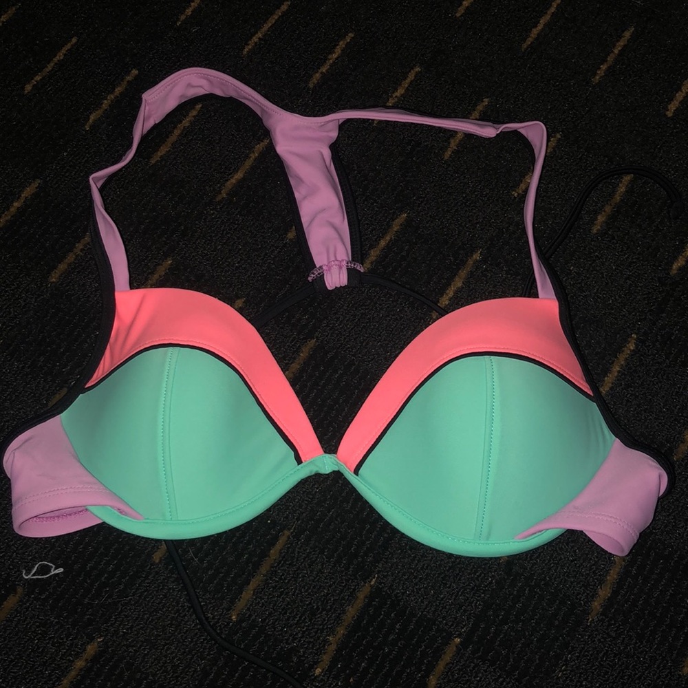 Bathing suit top